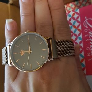 New never wore premier designs Watch